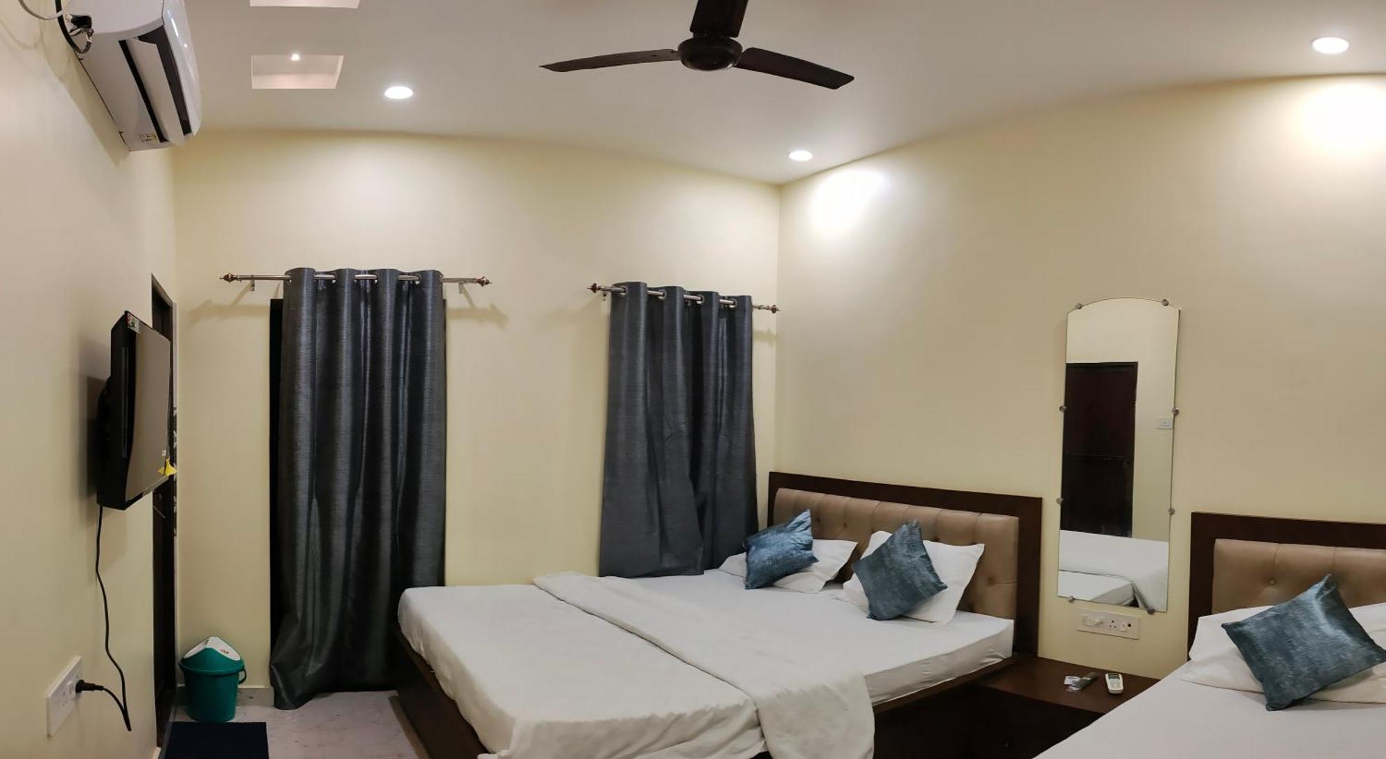Hotel Ganga Sparsh Varanasi Exterior foto